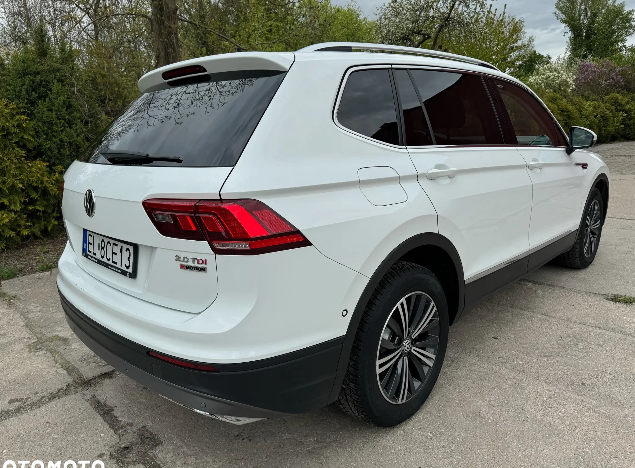 Volkswagen Tiguan cena 98000 przebieg: 127000, rok produkcji 2018 z Łódź małe 326